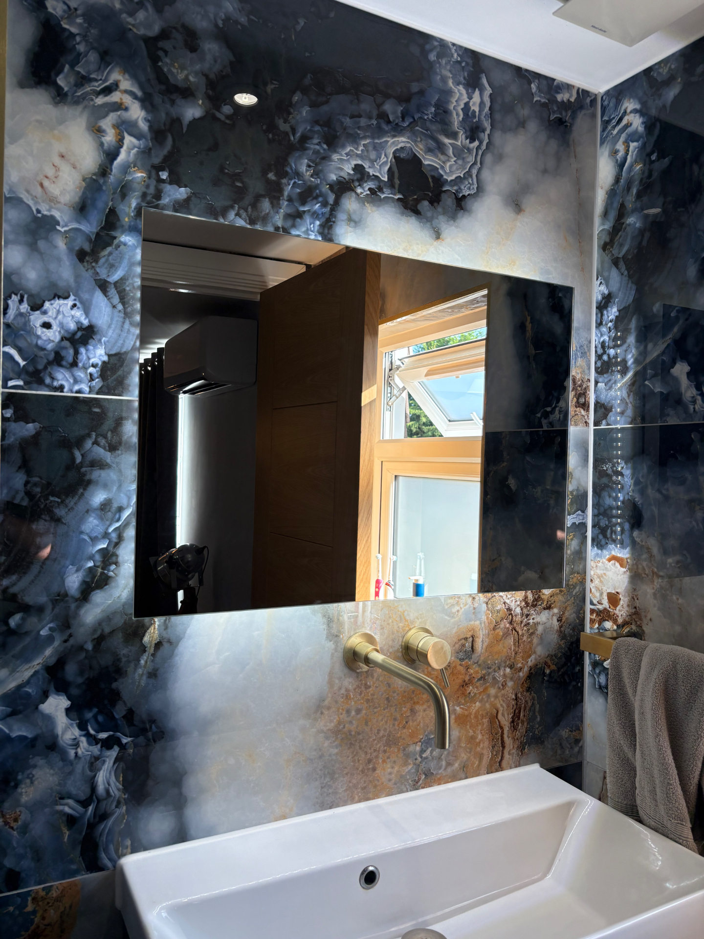 Premium bathroom lighting install